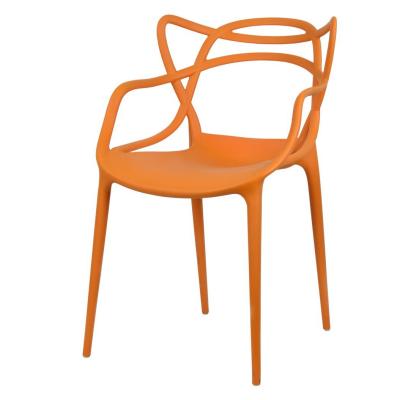 Пластиковые стулья