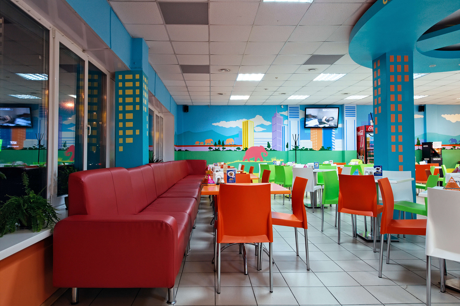 Столовая "Съем Слона"