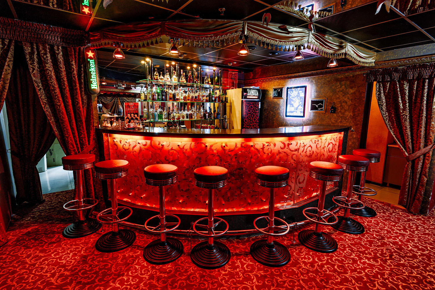 Ночной бар ZONOZA