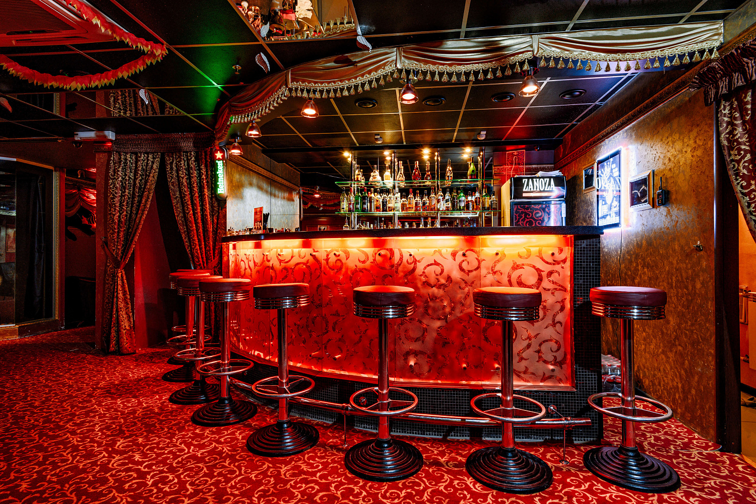 Ночной бар ZONOZA
