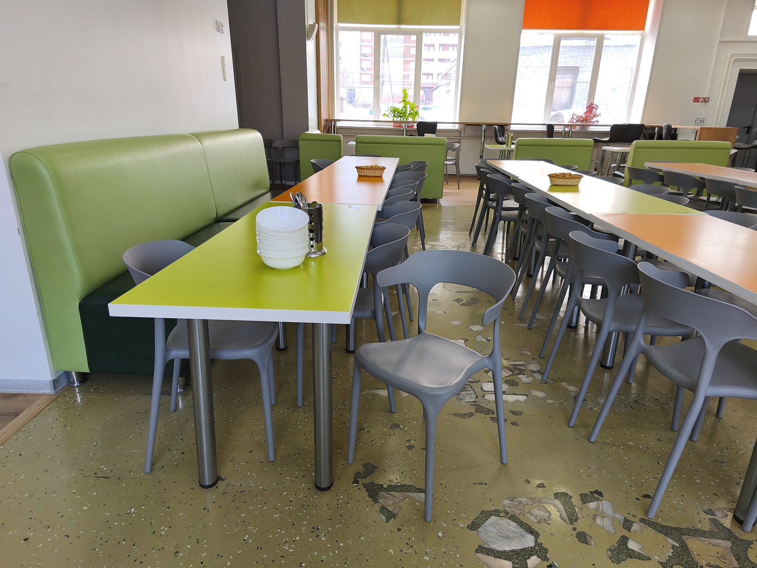 Столовая МАОУ "Средняя школа-интернат № 1 имени В.П. Синякова"